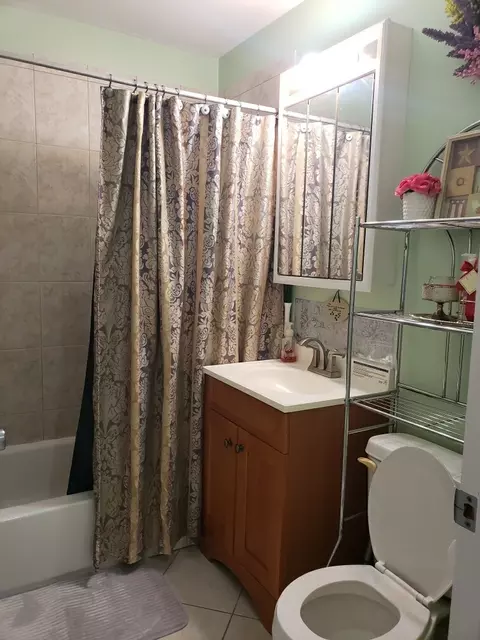 4247 Amelia Ave #4B, Lyons, IL 60534 photo 6