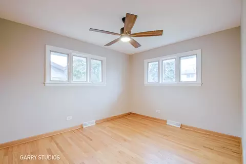 40 W Devon Ave, Roselle, IL 60172 photo 12