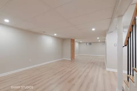 40 W Devon Ave, Roselle, IL 60172 photo 17