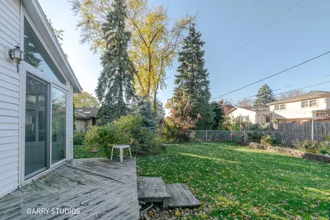 40 W Devon Ave, Roselle, IL 60172 photo 21
