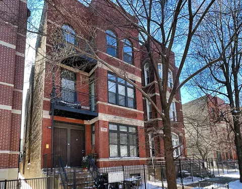 1735 W Erie St #2S, Chicago, IL 60622