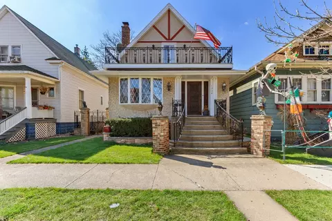 1334 Oak Park Ave, Berwyn, IL 60402