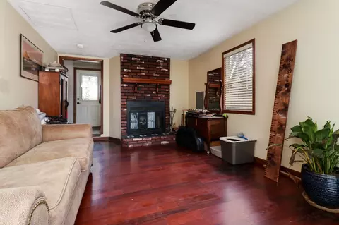 Living - 311 3rd St, Anchor, IL 61720 photo 4 of 5