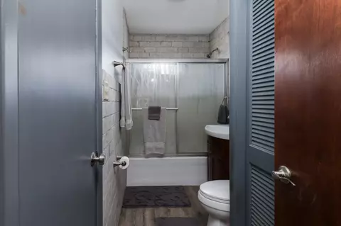 Bath - 311 3rd St, Anchor, IL 61720 photo 2 of 2