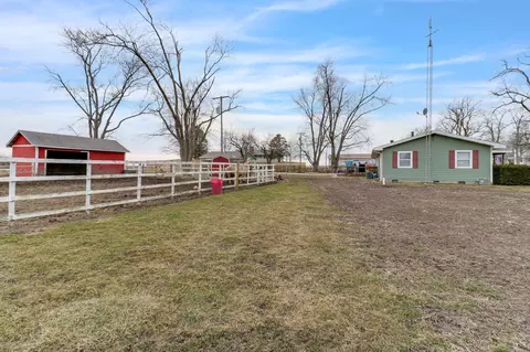 Exterior - 311 3rd St, Anchor, IL 61720 photo 12 of 13