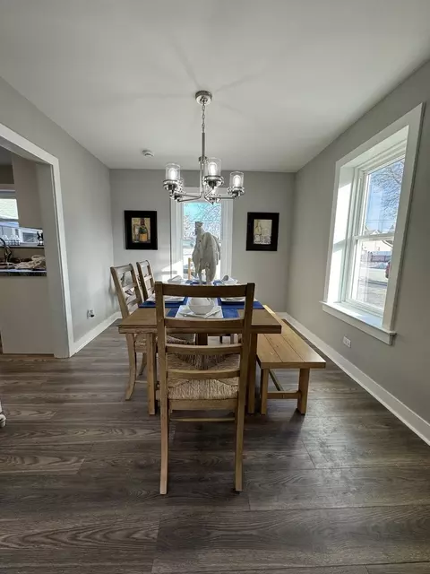 183 S Mclean Blvd, Elgin, IL 60123 photo 4