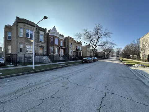 4111 W Monroe St, Chicago, IL 60624 photo 6