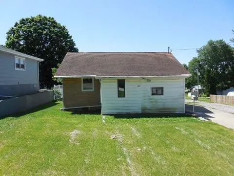 434 E Bogardus St, Paxton, IL 60957