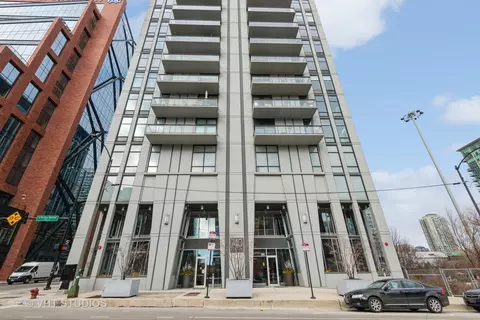 740 W Fulton St #914, Chicago, IL 60661