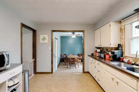1205 Rutledge Rd, Bloomington, IL 61701 photo 7