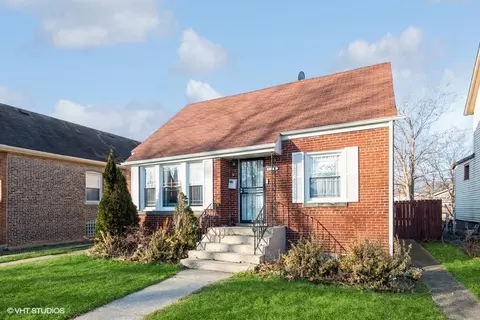 8110 S Winchester Ave, Chicago, IL 60620