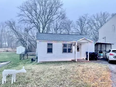 8205 Gerson Dr, Wonder Lake, IL 60097