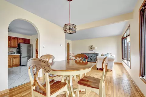 7835 Stickney Ave, Bridgeview, IL 60455 photo 7