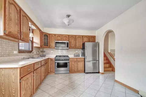 7835 Stickney Ave, Bridgeview, IL 60455 photo 9