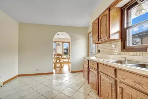 7835 Stickney Ave, Bridgeview, IL 60455 photo 15