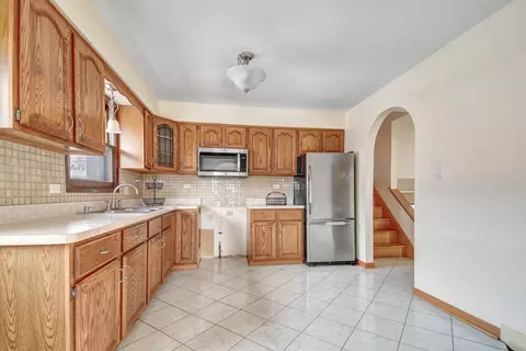 7835 Stickney Ave, Bridgeview, IL 60455 photo 10