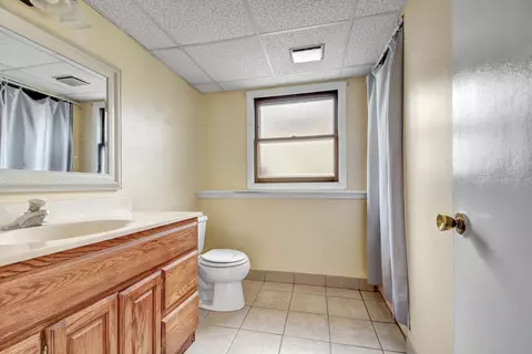 7835 Stickney Ave, Bridgeview, IL 60455 photo 24