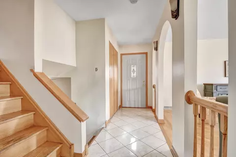 7835 Stickney Ave, Bridgeview, IL 60455 photo 3