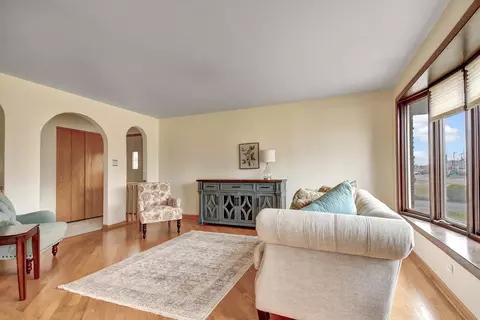 7835 Stickney Ave, Bridgeview, IL 60455 photo 5