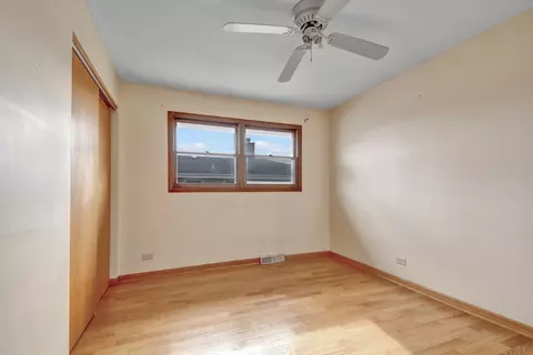 7835 Stickney Ave, Bridgeview, IL 60455 photo 19