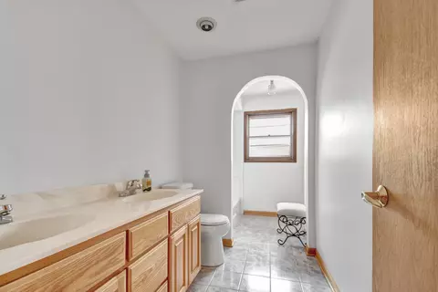 7835 Stickney Ave, Bridgeview, IL 60455 photo 20