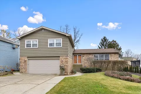 180 Bloom St, Highland Park, IL 60035
