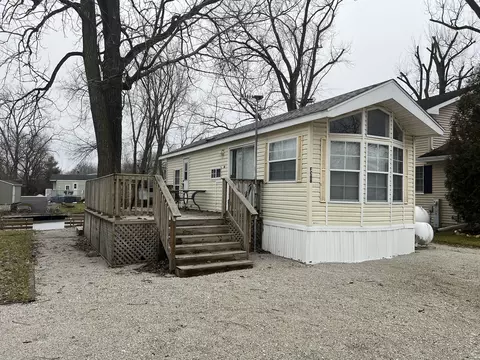 88 Fossil Cove Ln, Wilmington, IL 60481