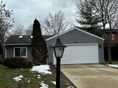 165 Lasalle Rd, Streamwood, IL 60107