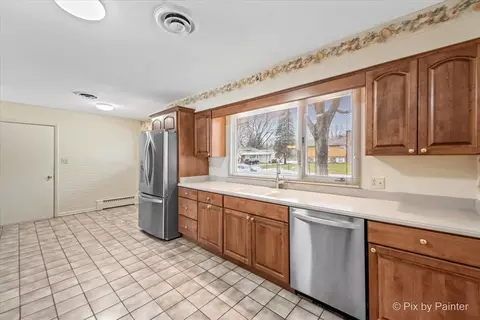 3609 W Young St, Mchenry, IL 60050 photo 8