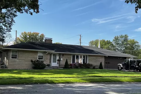 1807 Beulah Vista Blvd, Valparaiso, IN 46383