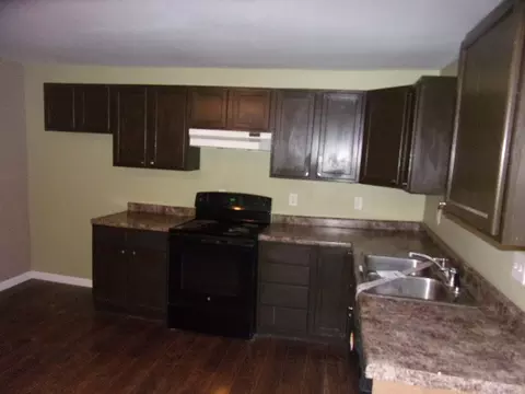 403 Elm St, Le Roy, IL 61752 photo 13