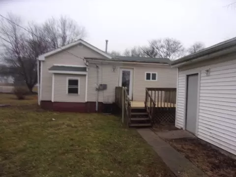 403 Elm St, Le Roy, IL 61752 photo 6