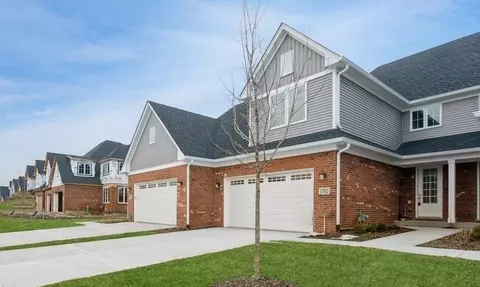 17032 Foxtail Dr, Orland Park, IL 60467