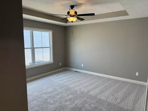 1215 Slate St, Normal, IL 61761 photo 9