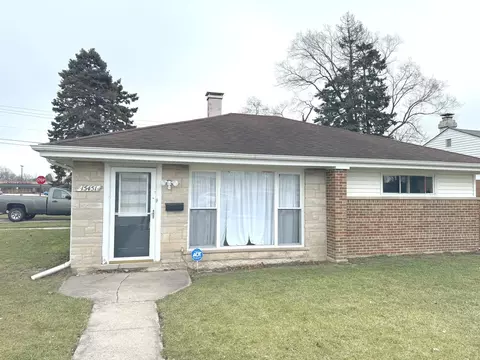 15451 Rose Dr, South Holland, IL 60473