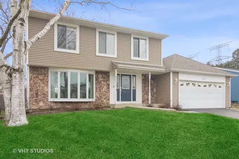 1373 Borden Dr, Elgin, IL 60120