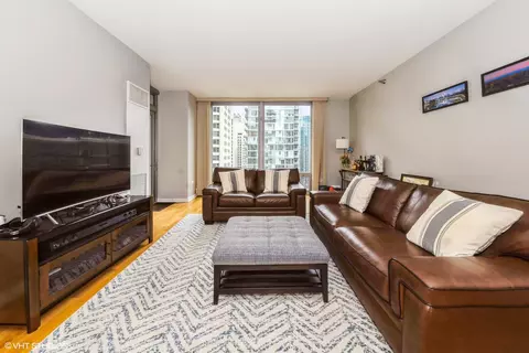 160 E Illinois St #1905, Chicago, IL 60611 photo 2