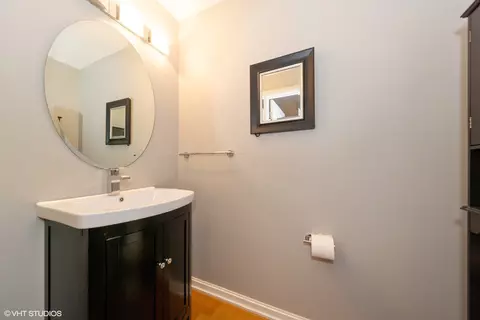 160 E Illinois St #1905, Chicago, IL 60611 photo 9