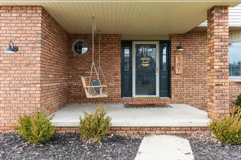 307 Garden Rd, Normal, IL 61761 photo 2