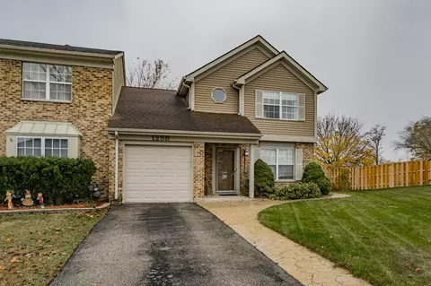 1258 Robin Dr, Carol Stream, IL 60188