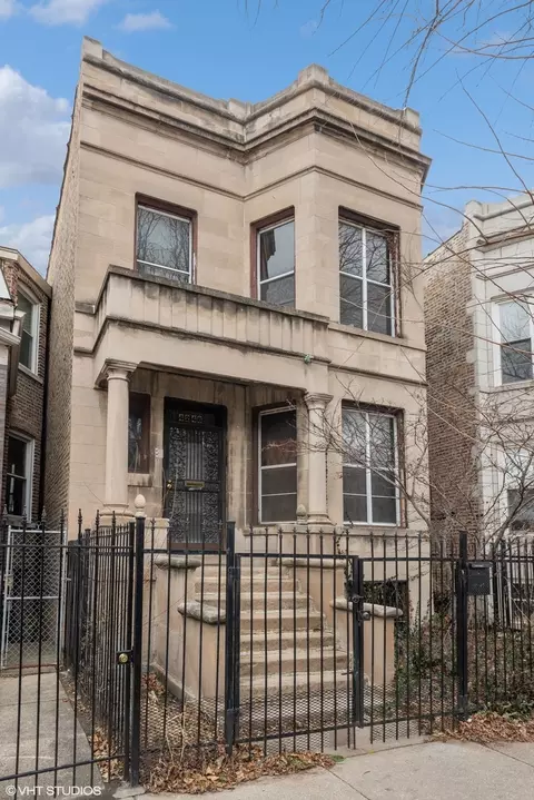 4248 W Monroe St, Chicago, IL 60624