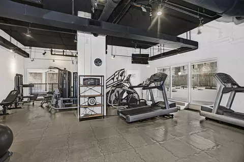 71 E Division St #1805, Chicago, IL 60610 photo 20