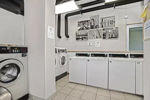 71 E Division St #1805, Chicago, IL 60610 photo 23