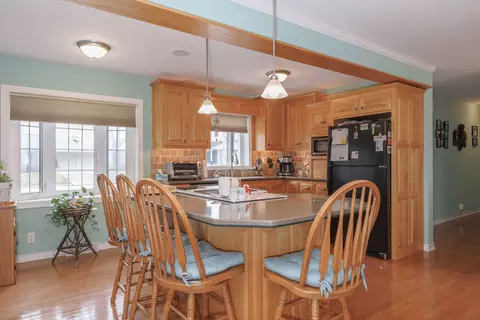 305 Granada Rd, Bloomington, IL 61701 photo 9