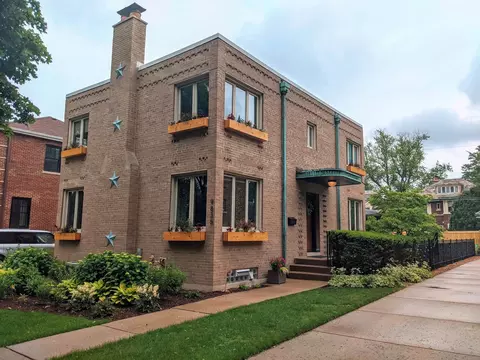 9835 S Leavitt St, Chicago, IL 60643