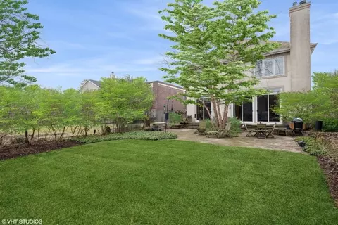 Exterior - 399 Madison Ave, Glencoe, IL 60022 photo 2 of 7