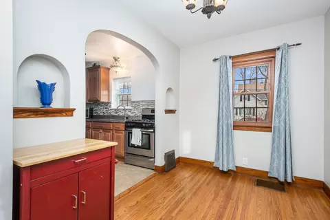 Kitchen - 406 Wabash St, Elgin, IL 60123 photo 4 of 4