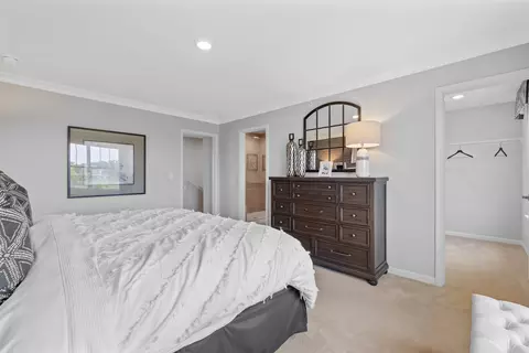 588 Wolverine Dr, Aurora, IL 60502 photo 19