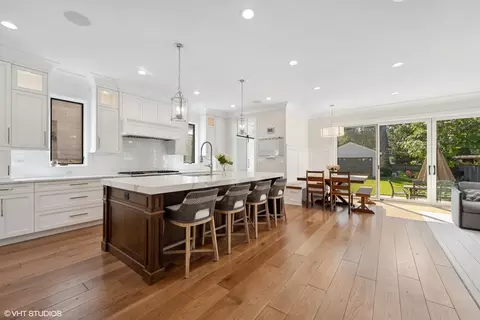 910 Oak St, Winnetka, IL 60093 photo 9
