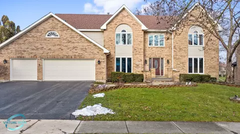 2726 Alyssa Dr, Naperville, IL 60565